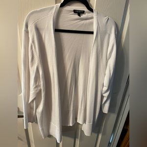 Lane Bryant white sweater. Like new. Size 18/20.